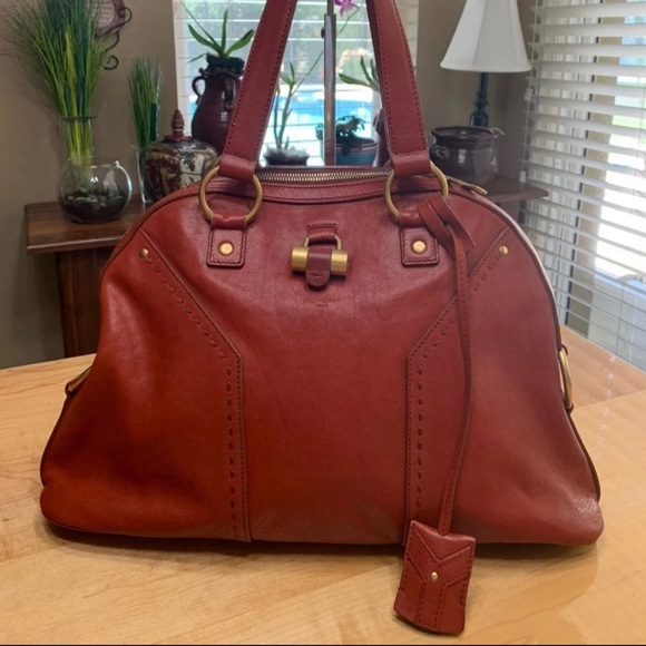 YSL MUSE - Picture 1 of 12